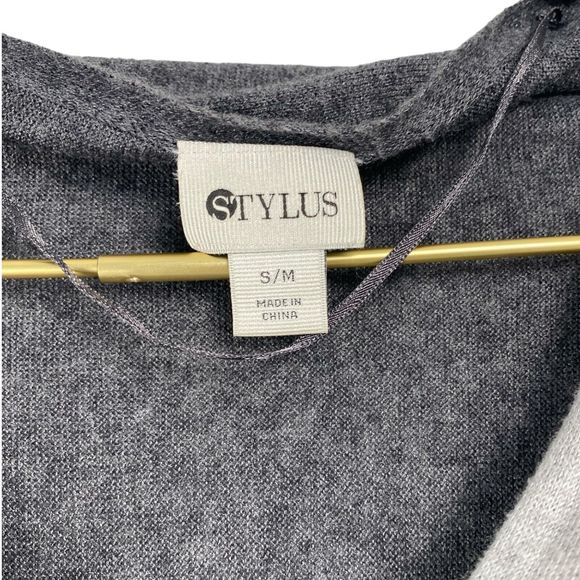 STYLUS Striped Womans Gray Poncho Knit Cardigan w/ Buttons Front‎ S/M  0022 - Picture 3 of 6